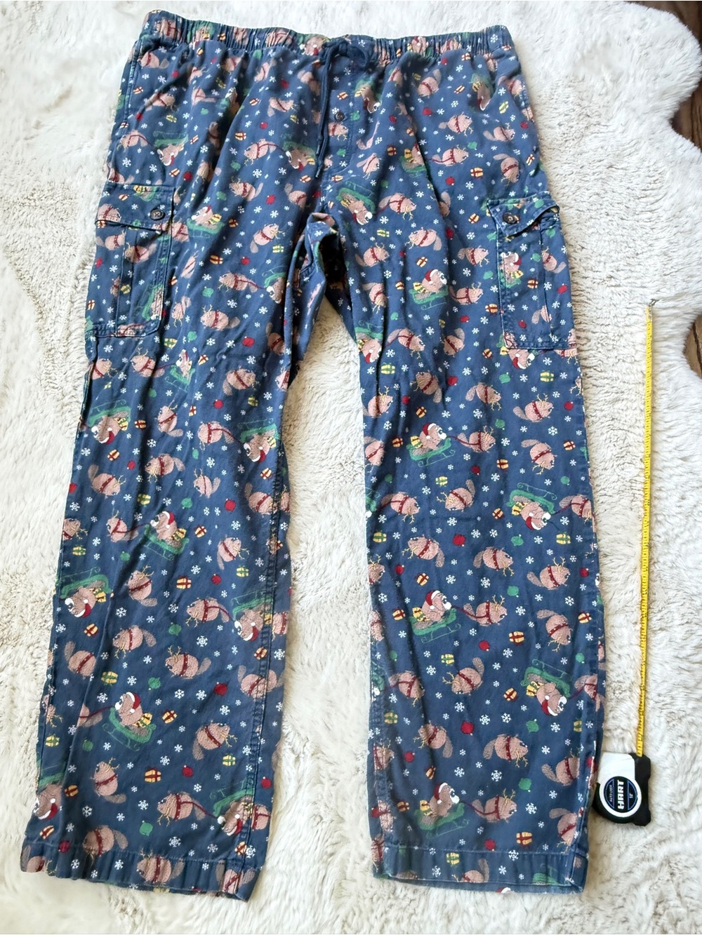 Duluth Trading Co - Holiday - Angry Beaver Flannel Cargo Pants. 2XL.